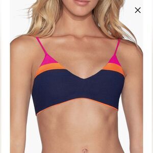 NWOT Maaji Caribe Women’s Reversible Navy Pink Bralette Bikini Top - Size Medium